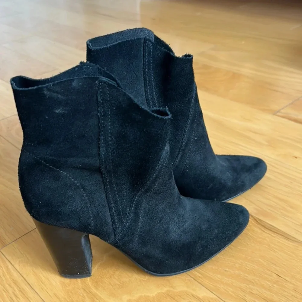 Vince Camuto suede heels boots